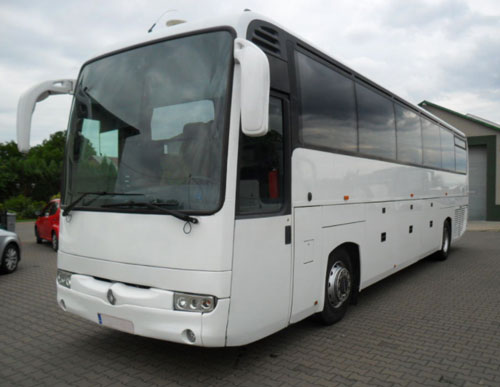 بررسی انواع اتوبوس رنو