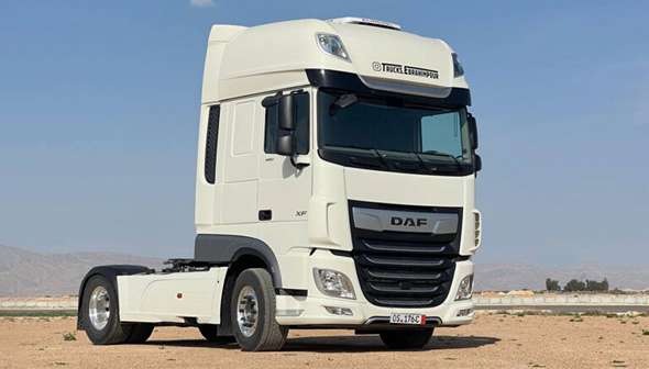 ماشین سنگین داف قدیمی