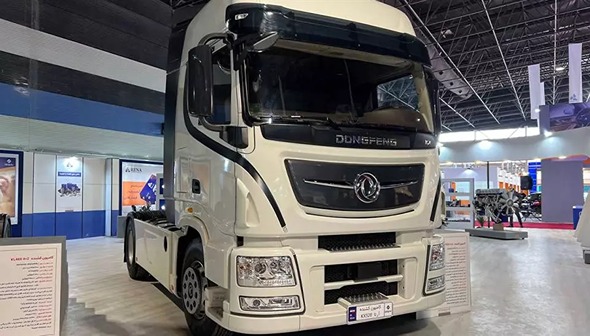 کامیون دانگ فنگ قدیمی