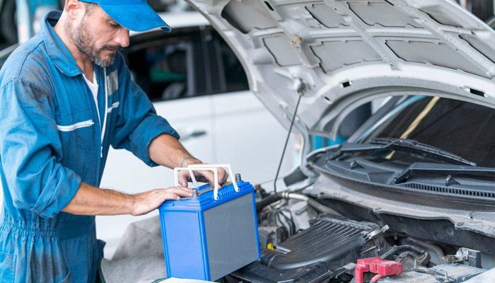 عمر مفید باتری ماشین چند سال است