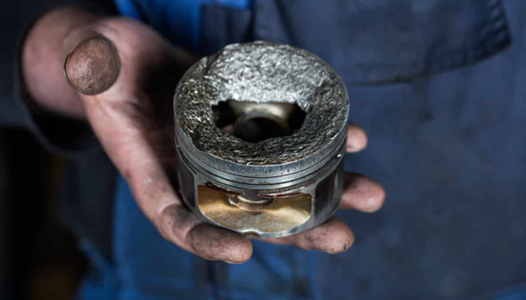 علائم ناک زدن موتور 