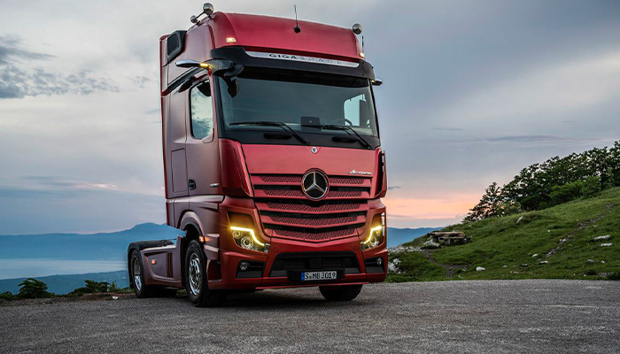 کامیون بنز اکسور